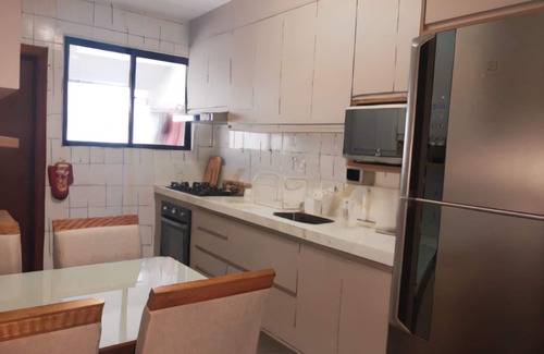 Guilhermina Apartment | Cozy Apt. Steps from Guilhermina Beach with Ocean View