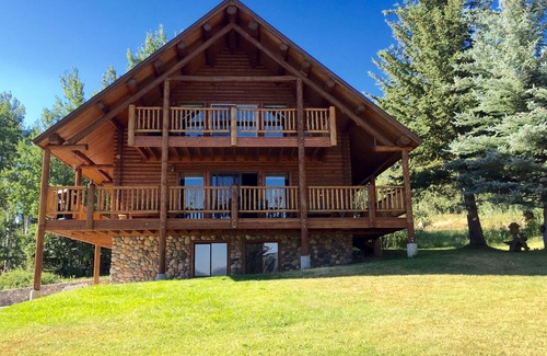 Star Valley Ranch House | Impressive Aspen Cabin with Pool & Spa Near Jackson