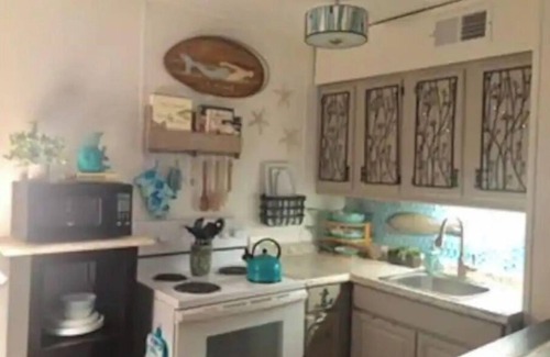 Corpus Christi Condo | Scenic Bayfront Water Retreat with Pool & Spa Amenities
