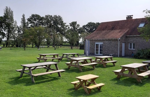 Kalmthout House | Ideal Vacation Home in Kalmthout with Spa & Breakfast