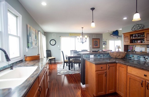Town Bank House | Beachfront Bliss in Cape May: 10/10 Guest Rated Getaway