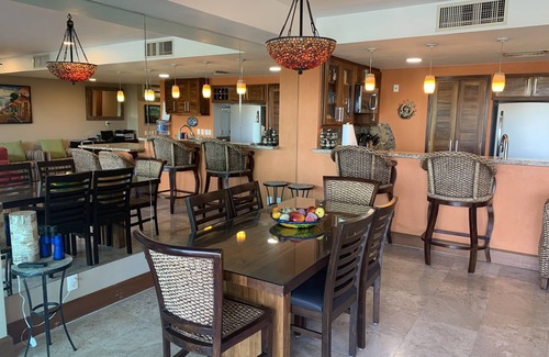 Ixtapa Condo | Ocean View 2-Bedroom Condo with Pool & Spa Amenities