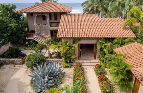 Troncones House | Ocean View Beachfront Home with Pool & Spa - 10/10 Rating