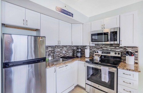 Marco Island Condo | Beachfront Hotel with Breathtaking Sunset Views & Spa