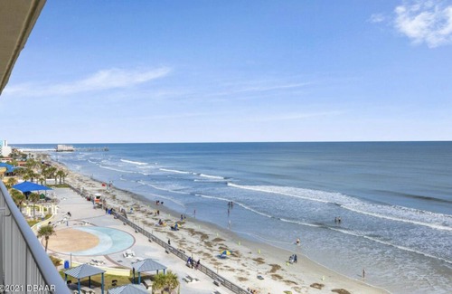Lenox Park Condo | Coastal Resort Condo with Pool and Ocean Views, Rated 9.2