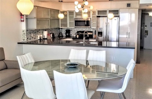 La Gorce Apartment | Oceanfront Large Apartment with Spa and Pool - Rated 9.4