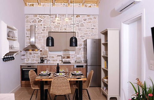 Ag. Georgios Villa | Idyllic Beachfront Villa with Pool in South Corfu