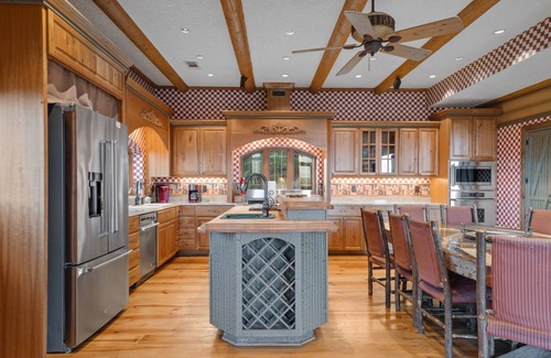 Morganton House | Charming Blue Ridge Cabin with Hot Tub & Tri-State Views