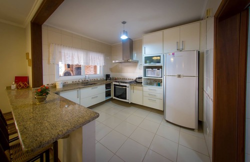 Bom Jesus dos Perdoes Cottage | Idyllic Home with Pool Near Sao Paulo - Guest Rated 10/10