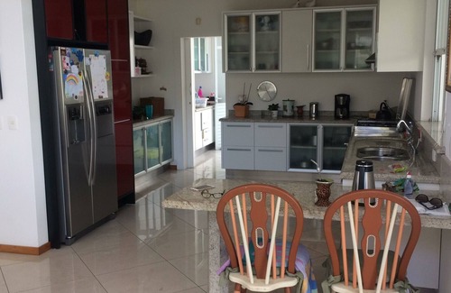 Jurere House | Inviting Home in Amoraeville, Jurere Internacional Awaits