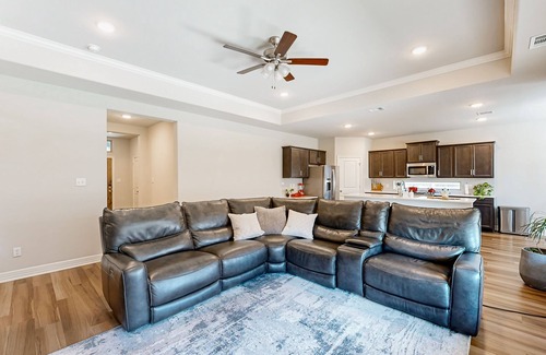 Wellborn House | Beautiful brick 3-bedroom cozy home with enclosed backyard & central AC