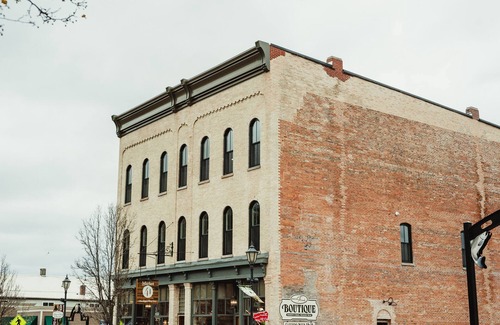 Newaygo Apartment | Historic 2 Bed Loft with Pool & Top Guest Rating