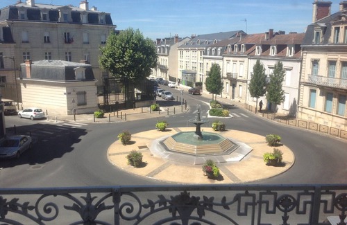 Perigueux Apartment | Bright and Modern Apartment in the Heart of Périgueux