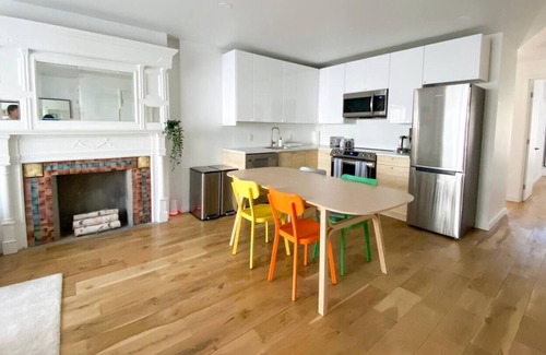 Crown Heights House | Beautiful Brooklyn Townhouse w/ Patio & Fios