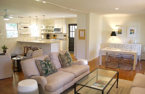 Roswell House | Charming Bungalow in Historic Roswell - Pet Friendly Stay