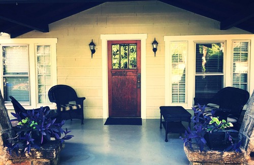 Greenville Downtown House | Charming Bungalow Steps from Downtown with Pet-Friendly Perks