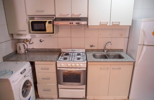 Santiago del Estero Apartment | Inviting Family Retreat with Kitchen Amenities