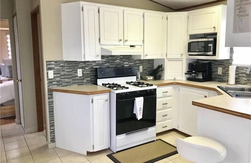Niagara-on-the-Lake Cottage | Beautiful cottage in Niagara on the Lake (Vine Ridge Resort)