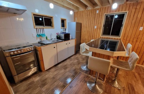 Algarrobo Cabin | Cozy Cabin in Algarrobo with Pool & Pet-Friendly Access