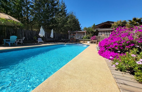 Algarrobo Cabin | Cozy Cabin in Algarrobo with Pool & Pet-Friendly Access