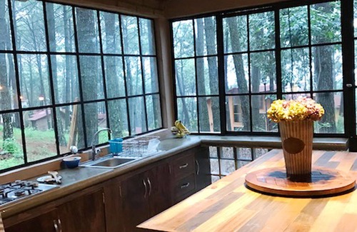 Mazamitla House | Cozy Cabin Retreat in the Enchanting Mazamitla Forest
