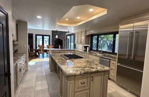 Reedley House | Chateau by the River: Family-Friendly Home with Pool Access
