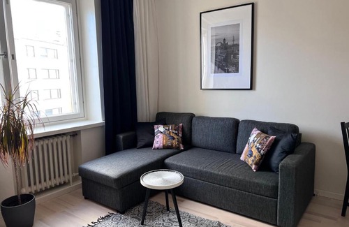 Keskinen District Apartment | Chic Kallio City Apartment - Family-Friendly Stay Awaits!