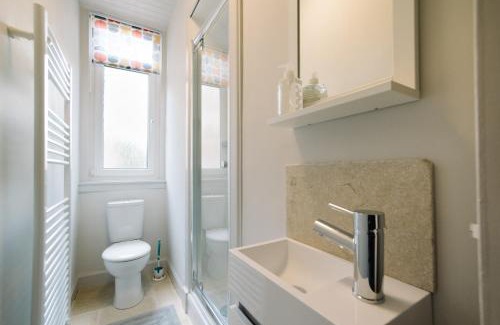 Gifford Apartment | Elegant City Centre Apartment Near Holyrood Park