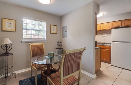 Pascagoula Apartment | Bright 2 Bedroom Retreat Just Steps from the Beach