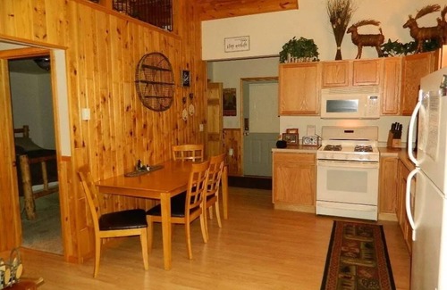 Rhinelander Cabin | Idyllic 2-Bedroom Cabin with Loft by the Lake in Nature