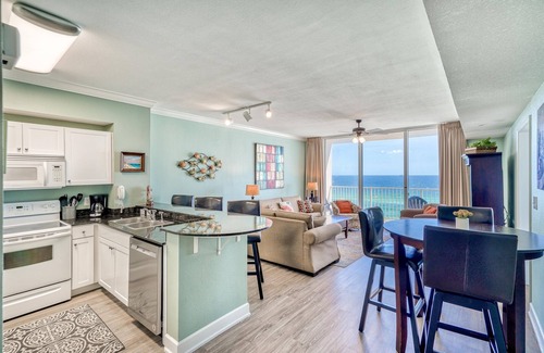 Panama City Beach Resort | Beachfront Condo Retreat: Enjoy Pool, Spa & Ocean Views