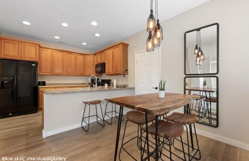 Mesquite Apartment | Inviting Condo at the Springs with Ocean View & Hot Tub