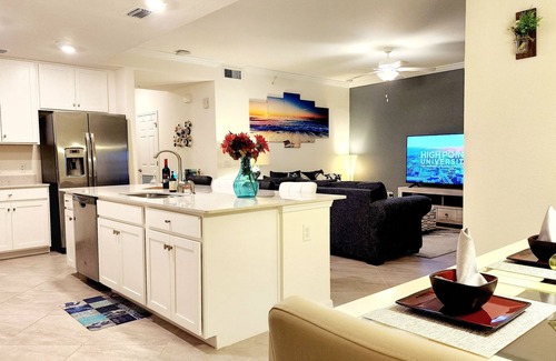 Lakewood Ranch Condo | Golf Course Condo in Gated Community with Incredible Amenities