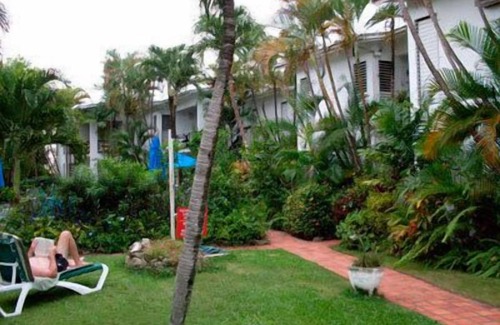Trents Condo | Beachfront Condo with Pool & Ocean Views - Rated 9.6/10