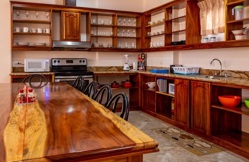 Naranjos Agrios Condo | Inviting Condo Suite 3B/2B Near Lake Arenal - Guest Rated 9.8