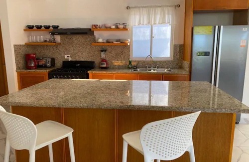 La Esplanada House | Guest Rated 10/10 Condo with Large Balcony Awaits You