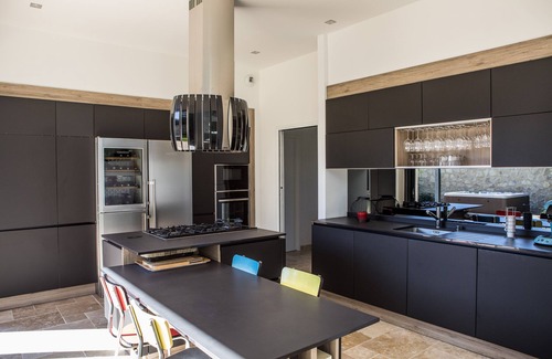 Soorts-Hossegor Villa | Stunning Contemporary Villa with Ocean View & Spa Access