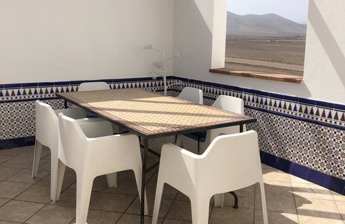 El Cotillo Apartment | Cozy Oceanfront Apartment in El Cotillo - Rated 9.8/10