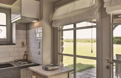 Haut-Bois Cottage | Inviting Cottage Retreat with Pool and Spa Amenities