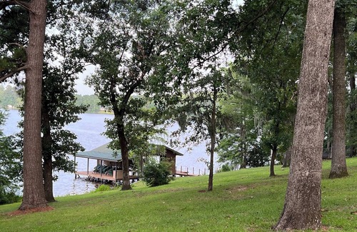 Boyce House | Tranquil Cotile Lake Retreat: Fishing, Kayaking & More
