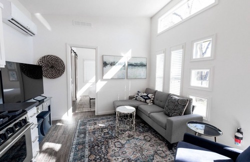 Old Southwest House | Exceptional Cottage on Historic Estate with Family-Friendly Amenities