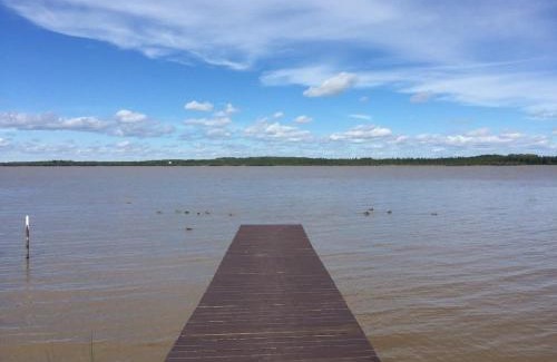 Palmarolle House | Beautiful cottage on Lake Abitibi