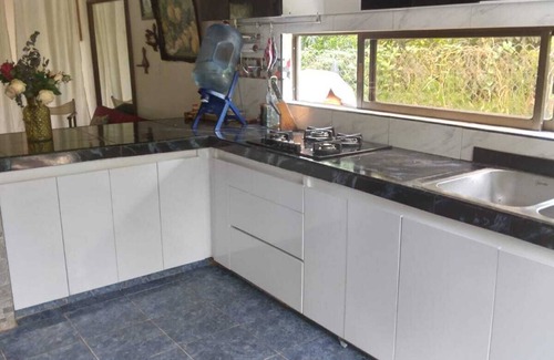 La Mesa House | Charming Country House with Pool in San Joaquín Awaits
