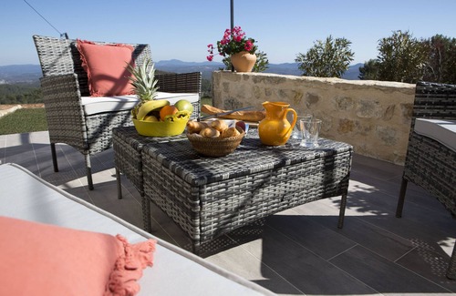Seillans House | Enchanting Country House with Panoramic Views & Pool