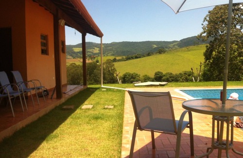 Extrema House | Idyllic Country House with Pool & Scenic Views Near São Paulo