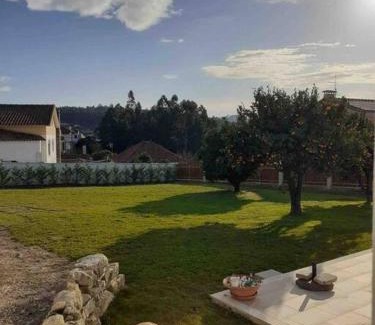 Juncal House | Charming Cottage Retreat Near Nazaré with Family Amenities