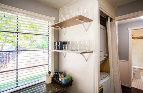 Santa Rosa House | Charming Home on Historic Cherry Street with Pet-Friendly Perks