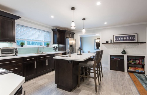 Knoxville House | Modern 2BR Home with King Bed, Minutes from Downtown!