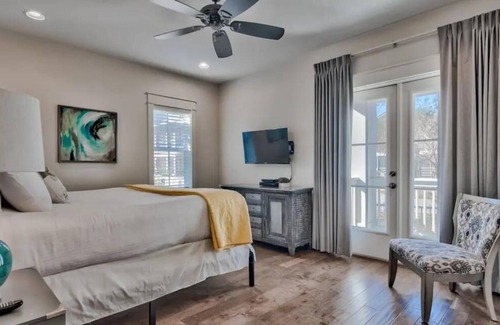 Crystal Shores House | Idyllic Crystal Home Steps to the Beach with Private Pool