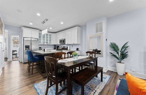 Eckington House | Inviting DC RowHouse with Breakfast in a Peaceful Area